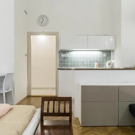 Apartmán Charming Flatel In Heart Of