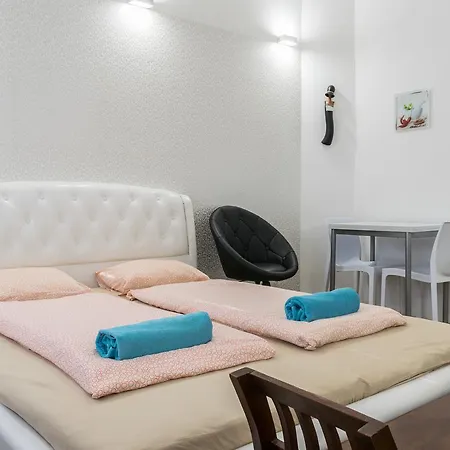 Charming Flatel In Heart Of Appartement Praag